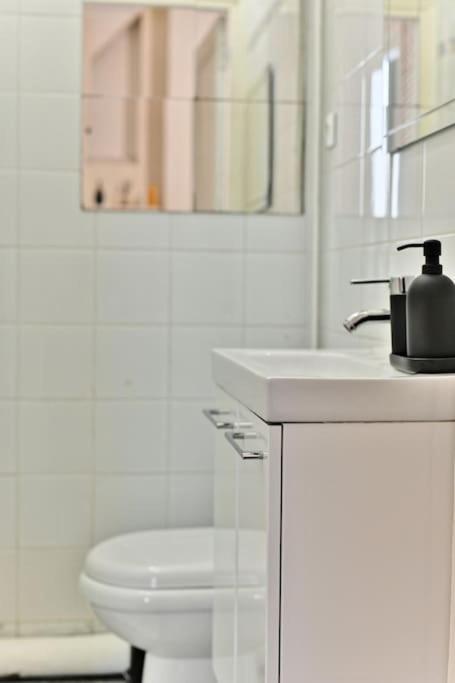 Apartment Rez-de-chaussee Montparnasse -ii