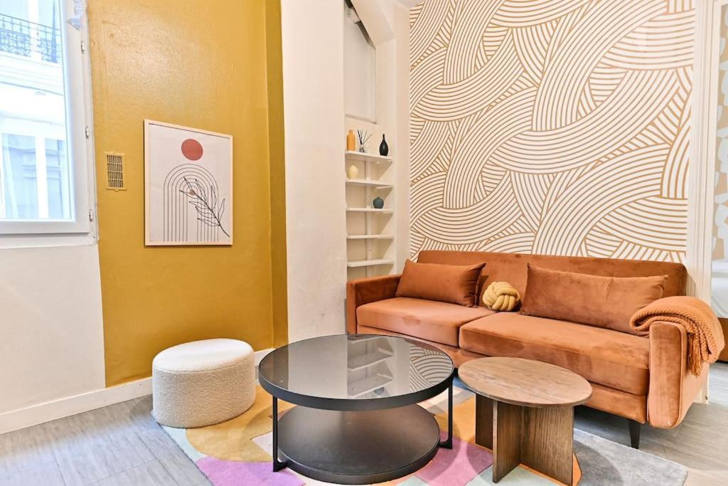 Apartment Rez-de-chaussee Montparnasse -ii Paris